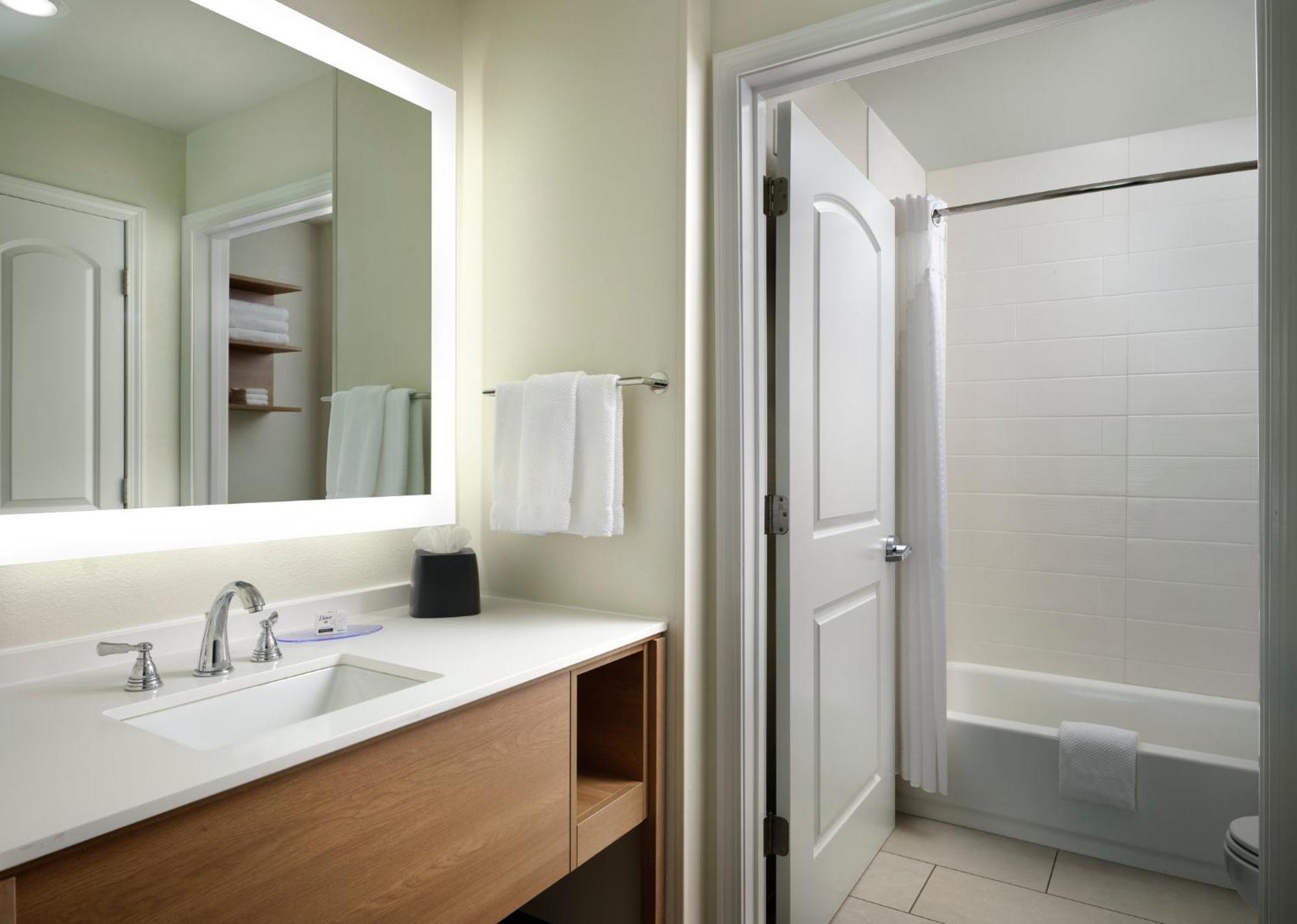 Staybridge Suites - Flowood - Nw Jackson By Ihg Buitenkant foto